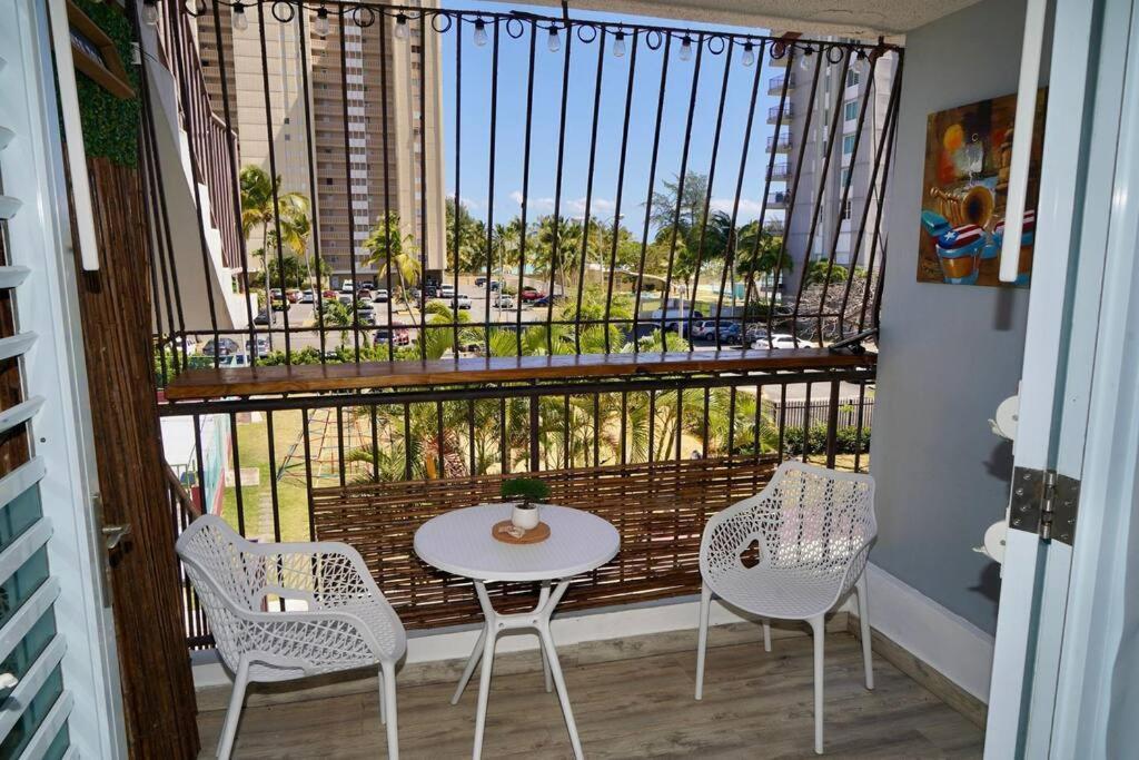 לוקווילו Relaxing Studio Near El Yunque With Pool View מראה חיצוני תמונה